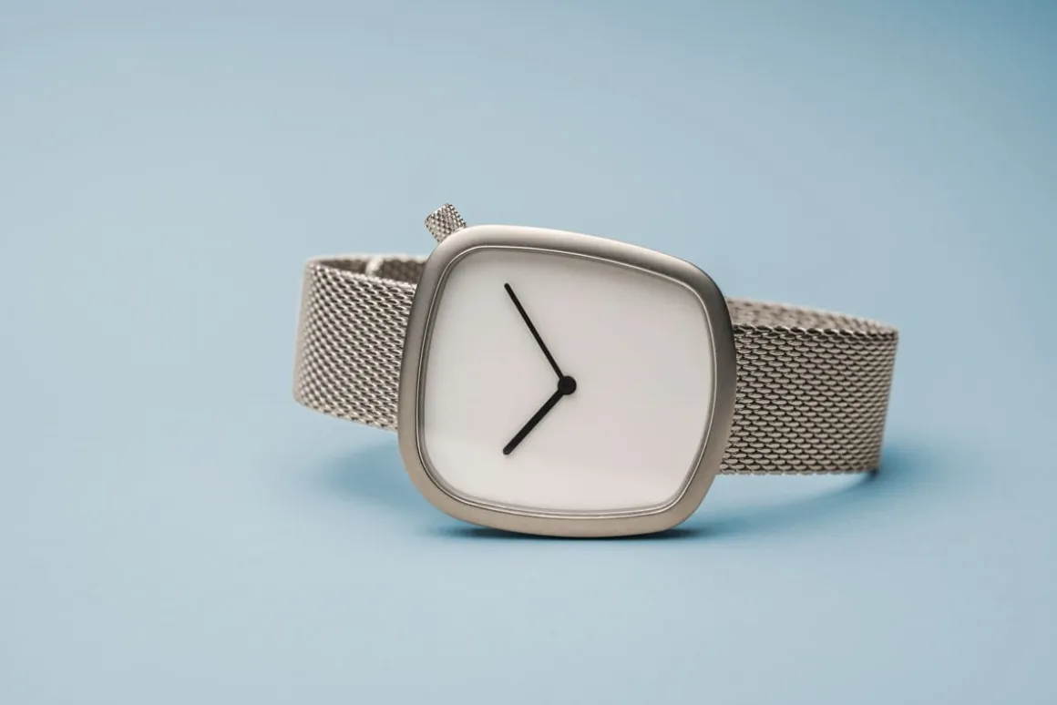 Sale | brushed silver | 18034-004