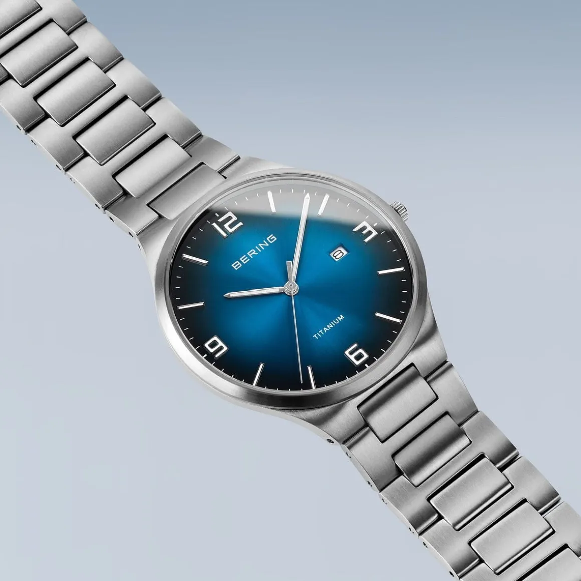 Titanium | brushed silver | 15240-777